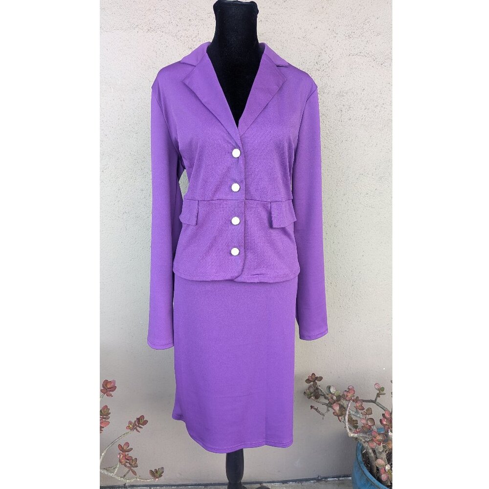 💜NWT Purple Two-Piece Suit – Medium Top, Large Skirt